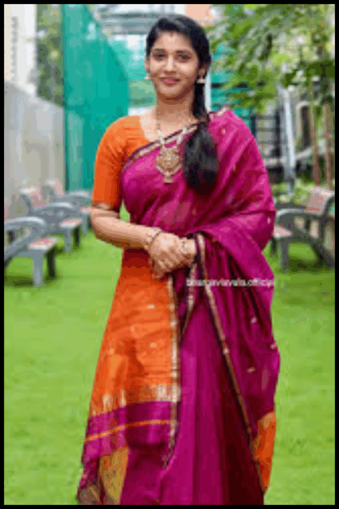 Top-10-hyderabad-fashion-influencers-on-clothing Business